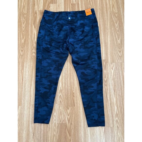 Danskin Leggings XXL Womens Navy Camo High Waist With Side Pockets NEW - Picture 2 of 9